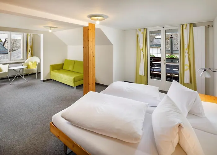 Hotel Hirschen - Village 3*