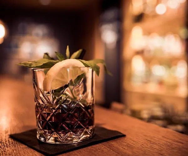 Hotel Hirschen - Village 3*