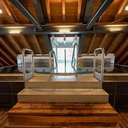 Hirschen - Village Hotel 3*