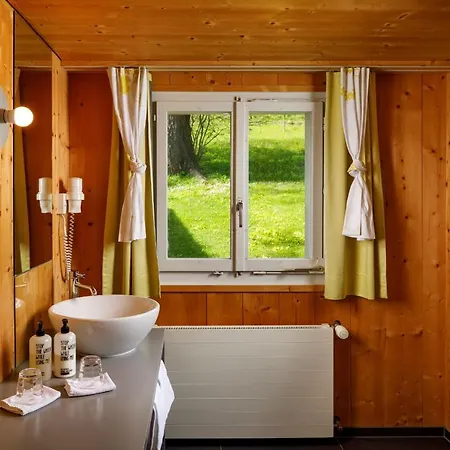Szálloda Hirschen - Village 3*